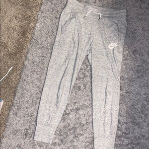nike light grey joggers